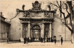 Toulon - Posrte de l'Arsenal -
																					83200 Toulon
																			