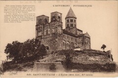 Saint-Nectaire L'Eglise à Saint-Nectaire