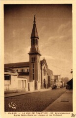 Carte postale ancienne Eglise Notre-Dame de Lourdes et Rue Pelleport
                                                                     à Paris 20e
                                