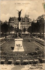 Carte postale ancienne Square d'Anvers
                                                                     à Paris 9e
                                