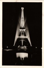 Paris 7e-La Tour Eiffel à Paris 7e