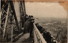 Paris 7e-La Tour Eiffel à Paris 7e