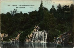 Le Bois de Boulogne - La Cascade à Paris 16e