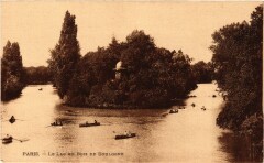 Carte postale ancienne Le Lac du Bois de Boulogne
                                                                     à Paris 16e
                                