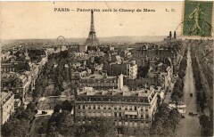 Panorama vers le Champ de Mars à Paris 16e