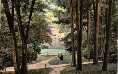 Bois de Boulogne - Le Lac Saint-James -
																					75016 Paris 16e
																			