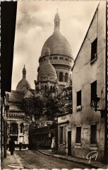 Carte postale ancienne Le Sacré Coeur et la rue du Chevalier de la Barre
																	 à Paris 18e
								