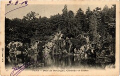 Carte postale ancienne Bois de Boulogne - Cascade et Grotte
                                                                     à Paris 16e
                                