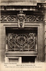 Paris 5e-Quai de la Tournelle-Détail d'une clef et d'un imposte -
																					75005 Paris 5e
																			
