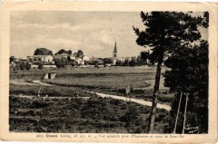 Usson alt 915 m - Vue générale prise d'Espinasse et...