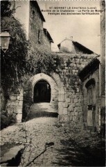 Saint-Bonnet-le-Chateau -Montée de la Chatelaine-La Porte