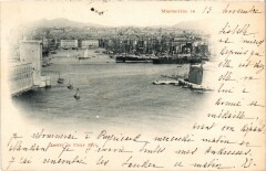 Marseille Entree du Vieux-Port à Marseille