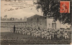 Billom Ecole Militaire - Gymnastique - Exercice d'Ensemble à Billom