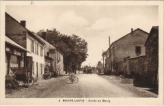 Bourg-Lastic Entree du Bourg à Bourg-Lastic