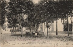 Sauxillanges Place de la Promenade à Sauxillanges