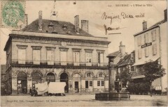 Mauriac L'Hotel de Ville