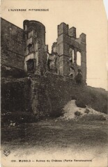Murols Ruines du Chateau à Murol