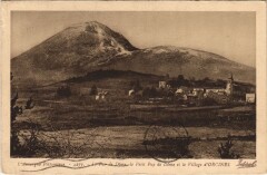 Orcines Le Village et le Petit Puy de Dome à Orcines