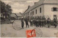 Lastic Entree du Bourg - Arrivee d'un Regiment à Lastic