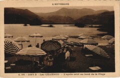 Lac Chambon - L'Apres-Midi au Bord de la Plage