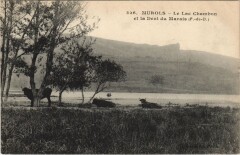 Murols Le Lac Chambon et la Dent de Marais à Murol