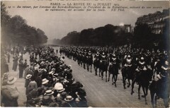 Paris Revue du 14 Juillet 1913 au retour