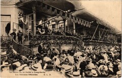 Paris Revue du 14 Juillet a Longchamp Tribunes Officielles