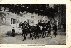 Paris le Roi et le President Place Saint-Pierre Royalty