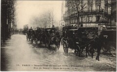 Carte postale ancienne Inondations de janvier 1910 - Boulevard Diderot  Rue de Bercy - Gare de Lyon
                                                                     à Paris 12e
                                