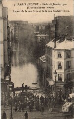 Carte postale ancienne Paris inondé - Aspect de la rue Gros et de la rue Boulainvilliers
                                                                     à Paris 16e
                                
