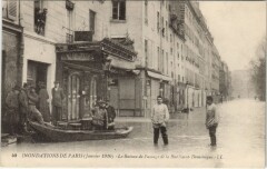Inondations 1910 Paris Rue Saint-Dominique Bateau de passage