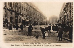 Inondations Paris Place de la Concorde Construction d'une digue