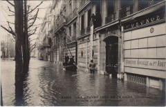 Inondations 1910 Paris Boulevard Haussmann