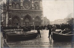 Inondations 1910 Paris Parvis notre-Dame Canots Berthon
