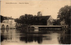 Saint-Mammes Place de l'Eglise