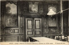Juilly - College - Refectoire des Etranges -
																					77230 Juilly
																			