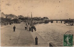 Trouville Le Quai Joinville et le Pont