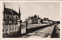 Asnelles La Digue et les Villas à Asnelles