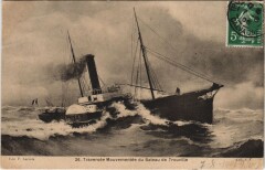 Trouville Traversee Mouvementee du Bateau de Trouville
