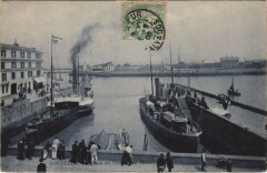 Honfleur Harbour Scene à Honfleur