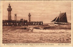 Trouville Barque de Peche