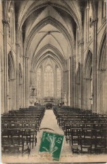Villers-sur-Mer Interieur de l'Eglise à Villers-sur-Mer