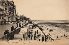 Cabourg - La Digue et la Plage à Cabourg
