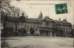 Caen Hotel de Ville et Place de la Republique