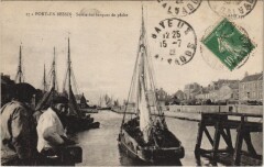 Port-en-Bessin Port-en-Bessin - Sortie des Barques