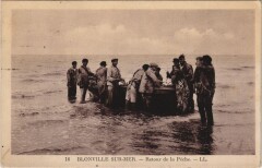 Blonville-sur-Mer Retour de la Peche à Blonville-sur-Mer