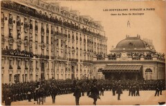 Carte postale ancienne Les Souverains d'Italie à Paris - Gare du Bois de Boulogne
                                                                     à Paris 16e
                                
