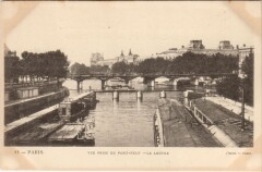Paris 1e Le Pont-Neuf Le Louvre à Paris 1er
