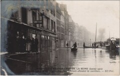 Inondations 1910 Paris Quai des Grands-Augustins sauvetage