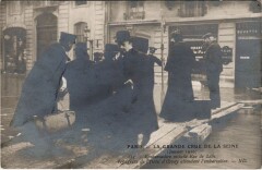 Inondations 1910 Paris Rue de Lille Embarcadere